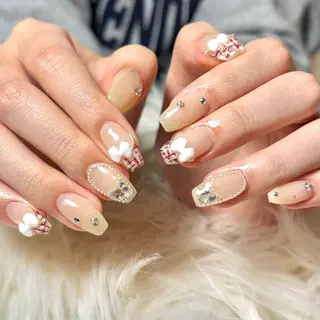 ネイル hohomi .のネイルデザイン