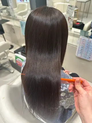 セミロング 艶髪/ブリーチなし Wカラー🌺yuiのヘアスタイル