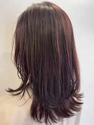 ミディアム カラー サイトウ ユリコのヘアスタイル