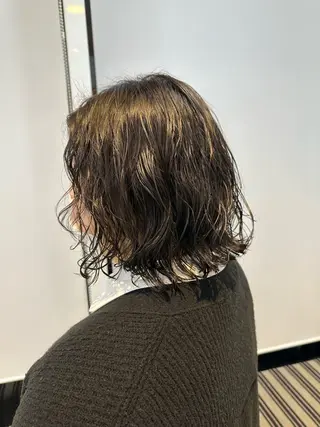 ミディアム パーマ OLSEN D.B.A BALLOON HAIR所属・さとう あやかのヘアスタイル