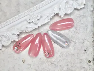 ネイル へぜリヒ ·もものネイルデザイン