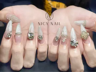 ネイル Anna_ Nicy Nailのネイルデザイン