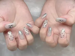 ネイル RAY＋beauty 豊田丸山　小島あいののネイルデザイン