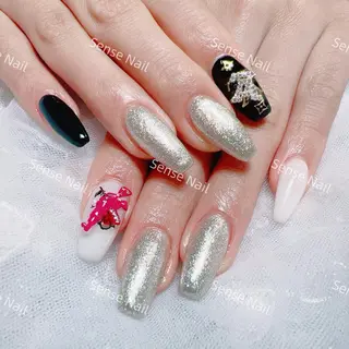 ネイル Kurieitibu 🍬Byu~tīのネイルデザイン