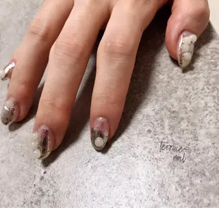 ネイル KAMINO CHIKAのネイルデザイン