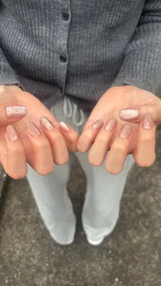 ネイル nailsalon　hue所属・小山 羽奈のネイルデザイン