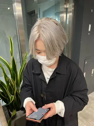 ショート カラー nishido ハイライト/海外ヘアのヘアスタイル