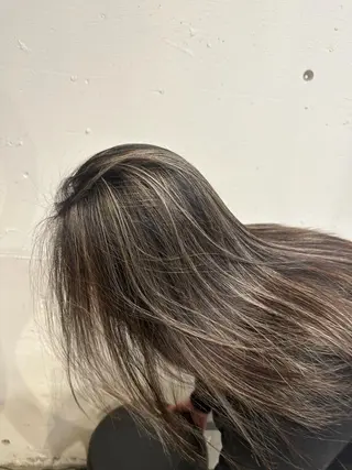 カラー hairLORAN藤沢所属・Nami 🌻のヘアスタイル