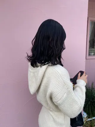 ミディアム あいさ🤍ムラ無しカ ラー🤍のヘアスタイル