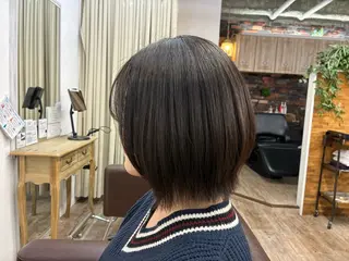 ミディアム パーマ 朝ラクセット まとまるカット松崎愛のヘアスタイル