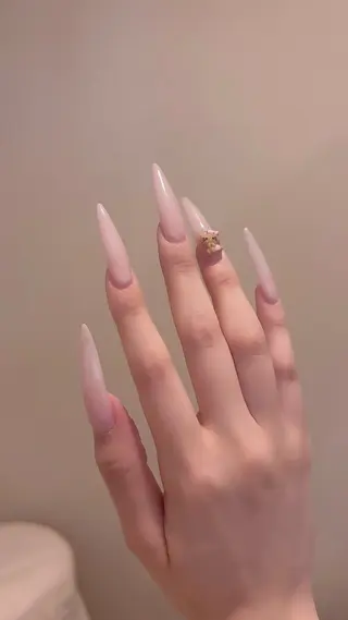 ネイル 名古屋ワンホンネイル 沙理亜のネイルデザイン