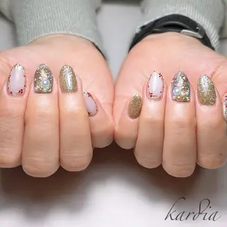 ネイル καρδιά -ｶﾙﾃﾞｨｱ-のネイルデザイン