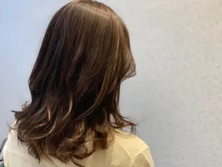 カラー 海老沼 奈月のヘアスタイル