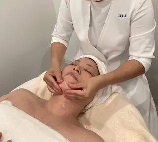 POLA THE BEAUTY 松原店所属・POLA松原店 岡本のエステ・リラクイメージ