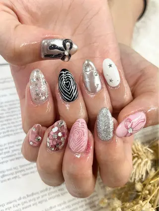 ネイル Basic町田本店 Suzunaのネイルデザイン