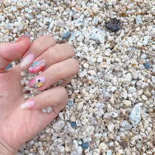 ネイル White lily所属・牧田 雅世のネイルデザイン