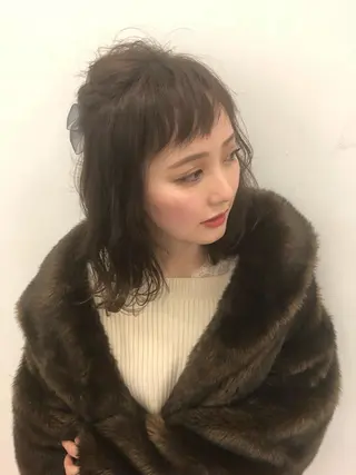 ミディアム ヘアアレンジ 似合わせ.ﾍｱｾｯﾄ 得意🌹井上美沙のヘアスタイル