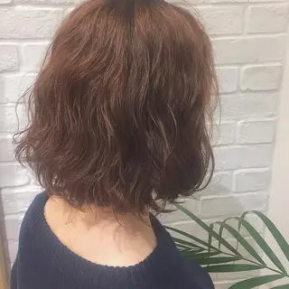 ミディアム パーマ 下川 由貴のヘアスタイル