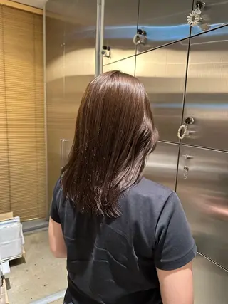 セミロング カラー 山田 麻海のヘアスタイル