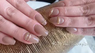 ネイル 【尾下】 ロイヤル•セラピストのネイルデザイン