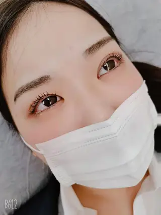 マツエク・マツパ 胡蝶蘭レディースサロン所属・胡蝶蘭レディースサロ ン眉マツパエクステの眉毛・アイブロウイメージ