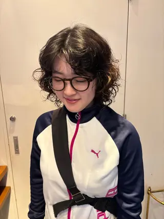 ミディアム カラー パーマ RIN／韓国ヘア レイヤーカットのヘアスタイル