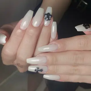 ネイル Dark honey スカルプ専門原宿店のネイルデザイン