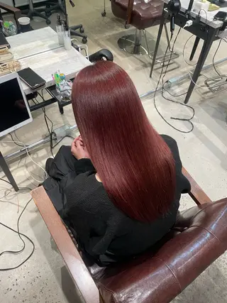 セミロング カラー youres hair 新宿3丁目店所属・🍫ハイトーン✖︎ 髪質改善🍫柴田のヘアスタイル