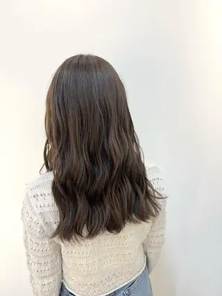 ロング カラー 丸田 美沙希のヘアスタイル