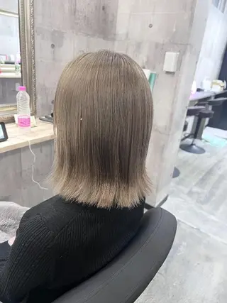 ミディアム サニーサイド大名 ダブルカラー髪質改善のヘアスタイル