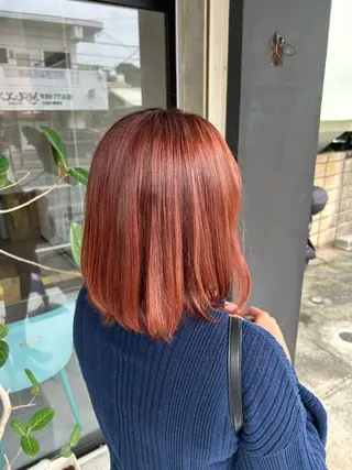 ミディアム 裾分 華子のヘアスタイル