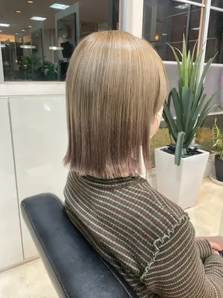 ミディアム 地毛風カラー/ 吉田菜々子のヘアスタイル