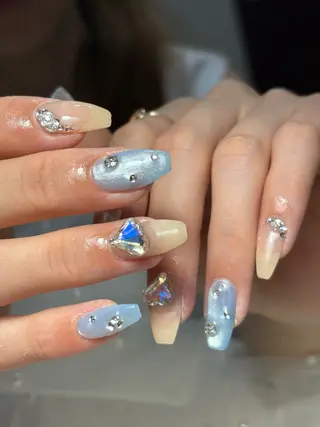 ネイル ✴︎ Delightのネイルデザイン