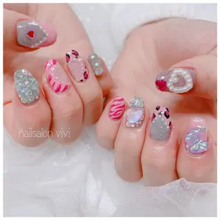 ネイル ＶＩＶＩ nailsalonのネイルデザイン