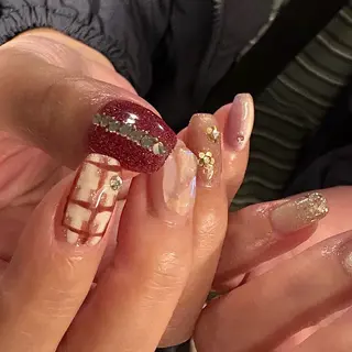 ネイル amuse 手書きニュアンスのネイルデザイン