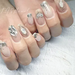 ネイル TASH nailのネイルデザイン