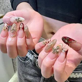 ネイル RIEKO🍒 ワンホン♡推しネイルのネイルデザイン