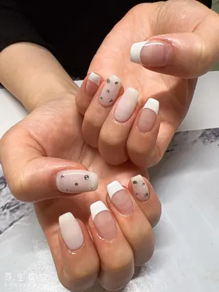 ネイル Guarendo錦糸町店所属・ガレンドウ 白澤 愛子のネイルデザイン