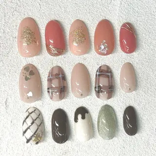 ネイル Bianca市ヶ谷店 Aiuraのネイルデザイン