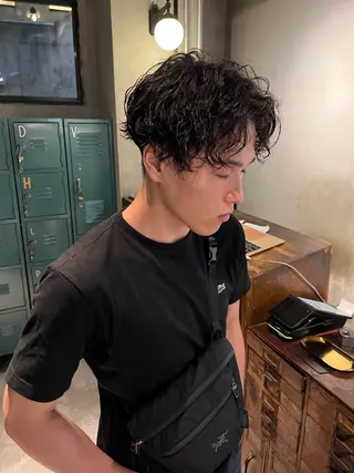 パーマ メンズ ハイトーン/美髪矯正 🍃大江拓実のヘアスタイル