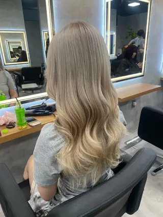 ロング カラー ヘアアレンジ 透明感カラー/推しカ ラー☁️JURAのヘアスタイル