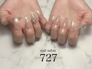 ネイル 727 nailのネイルデザイン