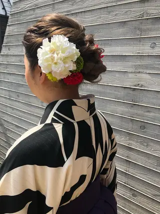 セミロング カラー パーマ ヘアアレンジ 藤井 菜緒のヘアスタイル