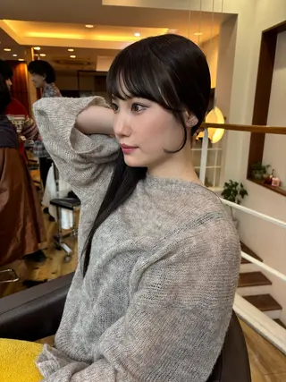 ロング レイヤーカット /透明感/千葉怜寿のヘアスタイル