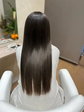 ロング AVANCE.西田辺所属・木本晴香/髪質改善 /艶カラー透明感のヘアスタイル