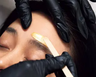 アイブロウ Lumiere Blanche　田代の眉毛・アイブロウイメージ