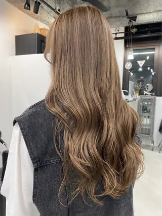 ロング カラー 🫐寒色系カラー 🫐ヤマナカリリカのヘアスタイル