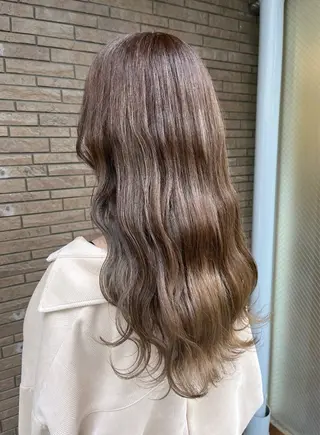 ロング カラー ヘアアレンジ 久保田 あやねのヘアスタイル
