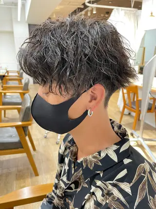 ショート パーマ メンズ 🤎ベージュカラー 🐶メンズパーマのヘアスタイル