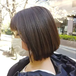 ショート カラー タケウチ サオリのヘアスタイル